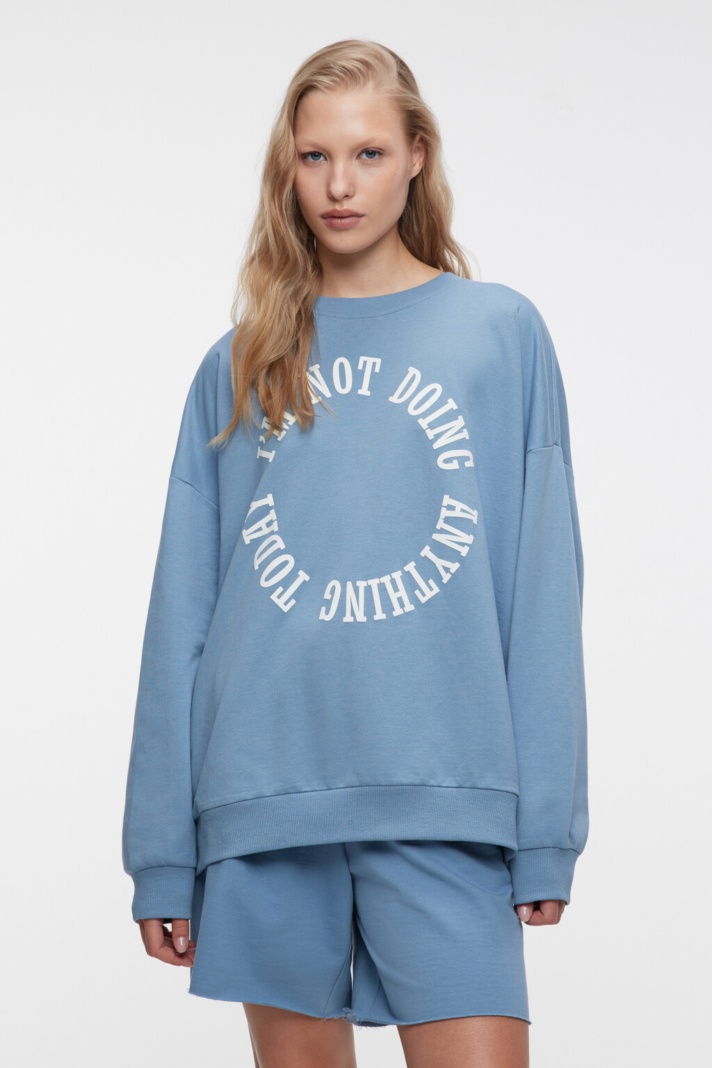 Свитшот oversize домашний хлопковый с принтом - цвет синий - 2