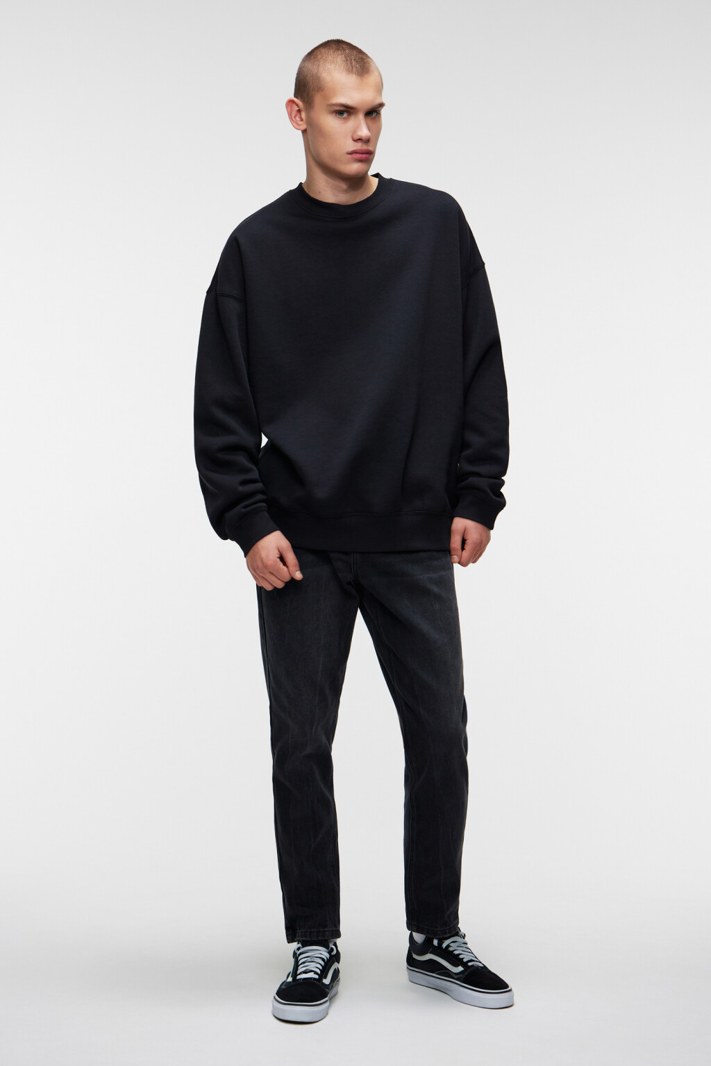 Свитшот oversize хлопковый базовый с начесом - цвет черный - 1