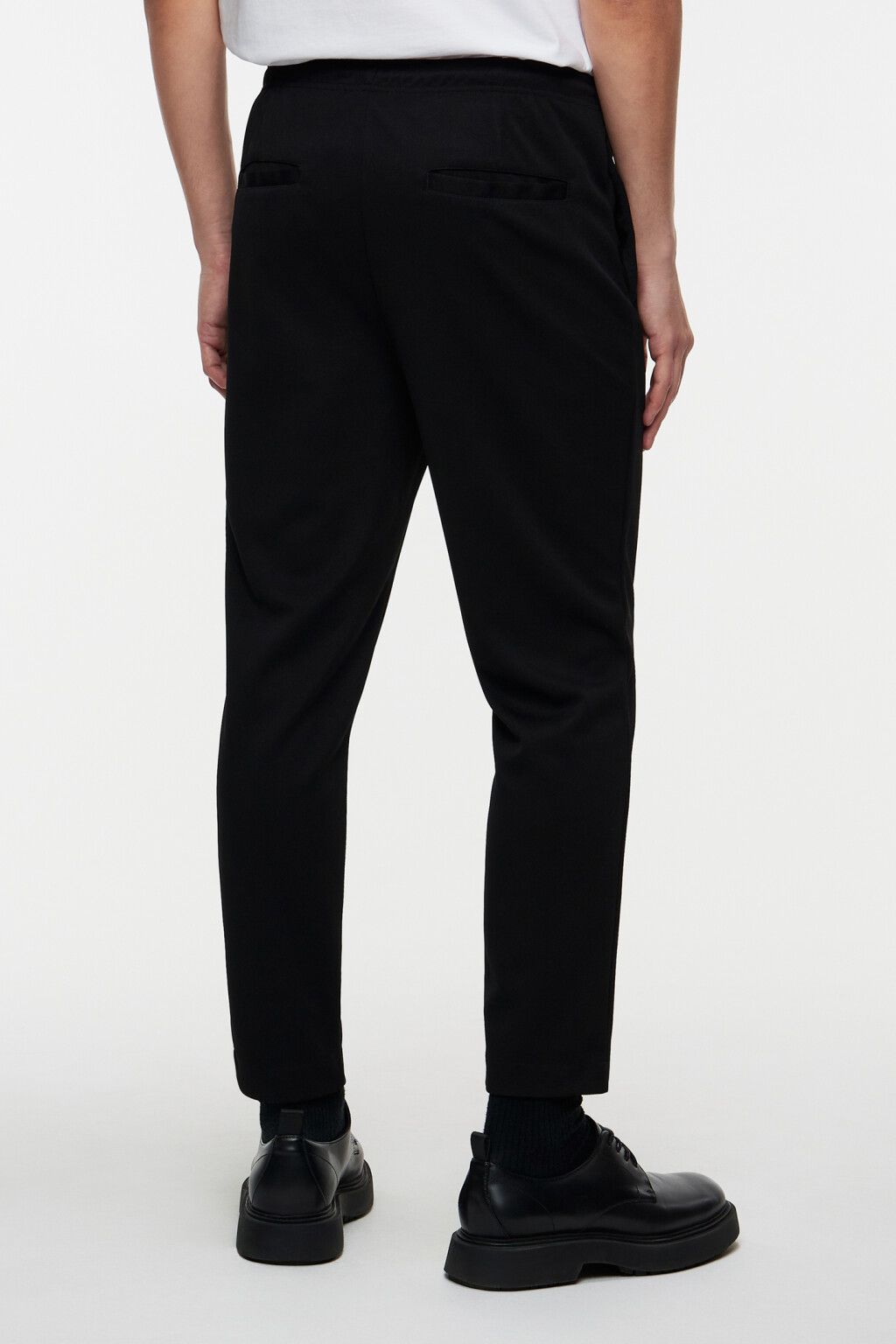Брюки прямые костюмные с поясом на завязках - цвет черный - 3