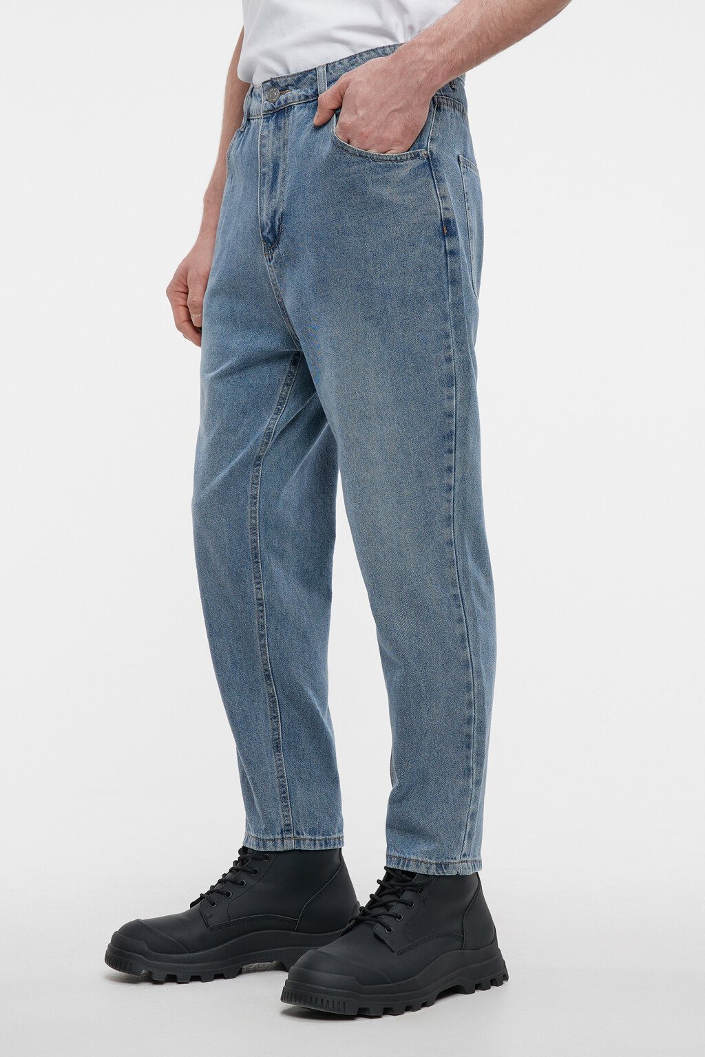 Джинсы прямые с вареным эффектом - цвет голубой - 1