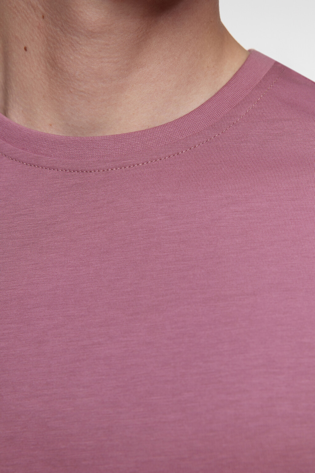 Футболка прямая однотонная из хлопкового трикотажа - цвет розовый - 5