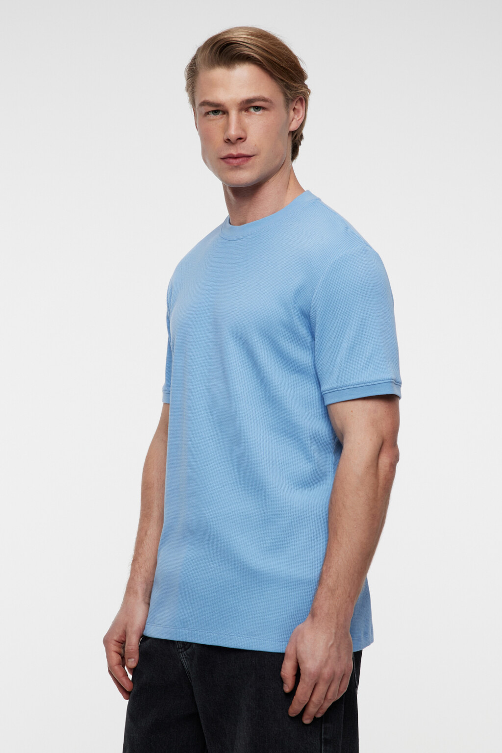 Футболка slim хлопковая из вафельной ткани - цвет голубой - 8
