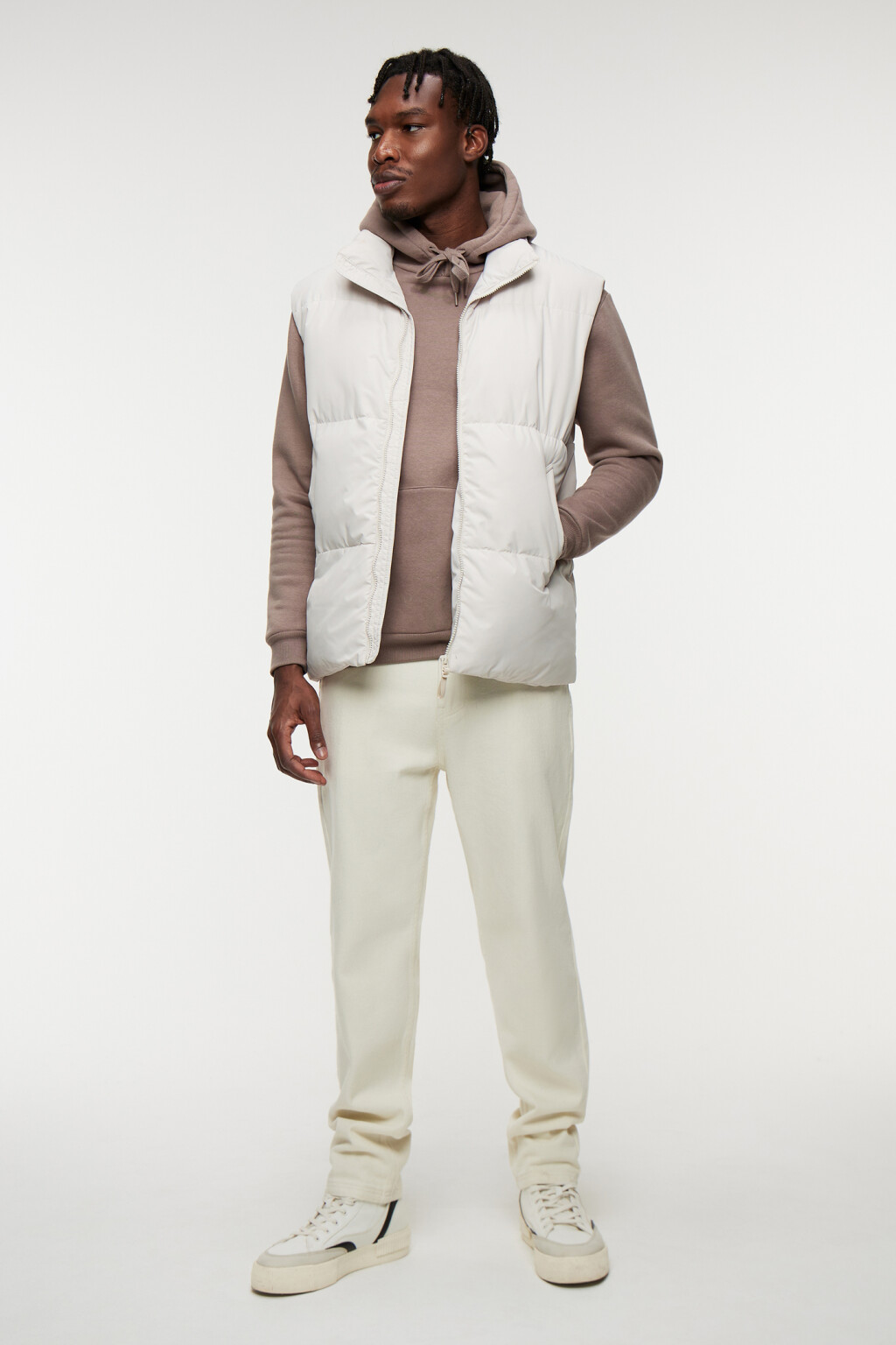 Жилет стеганый утепленный с воротником-стойкой - цвет бежевый - 1