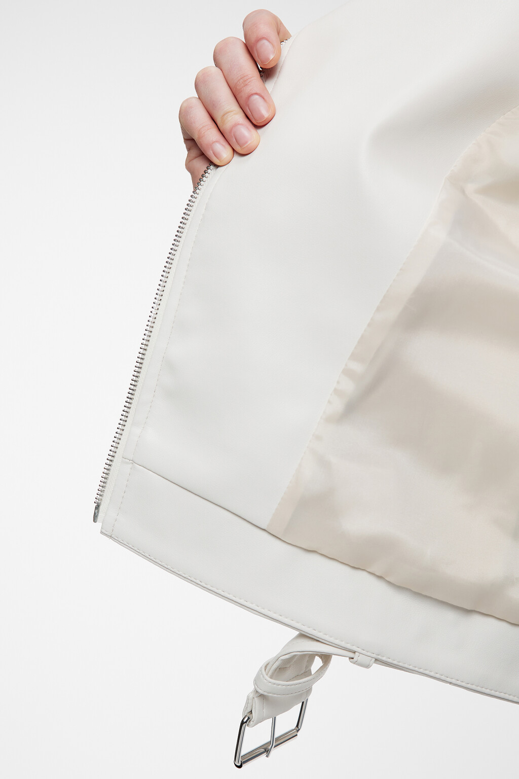 Куртка-косуха укороченная с ремнем - цвет молочный - 7