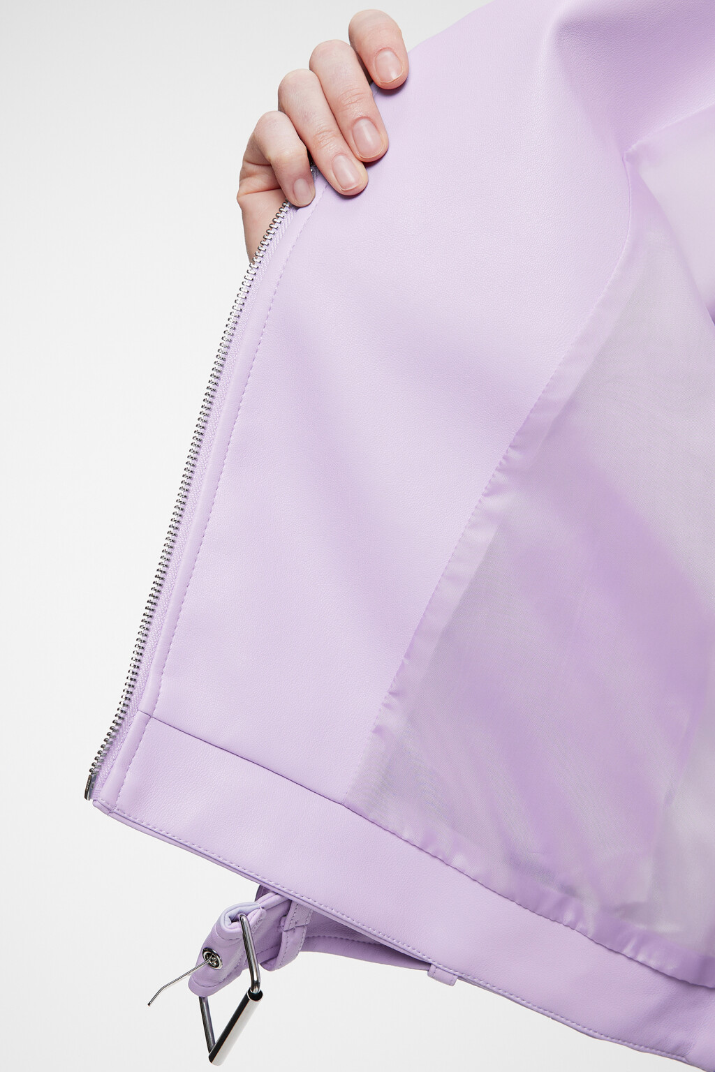 Куртка-косуха укороченная с ремнем - цвет сиреневый - 7