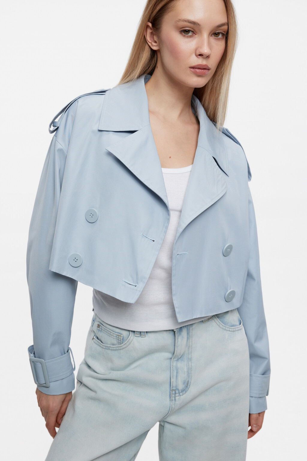 Плащ-трансформер двубортный с поясом и пелериной - цвет голубой - 12