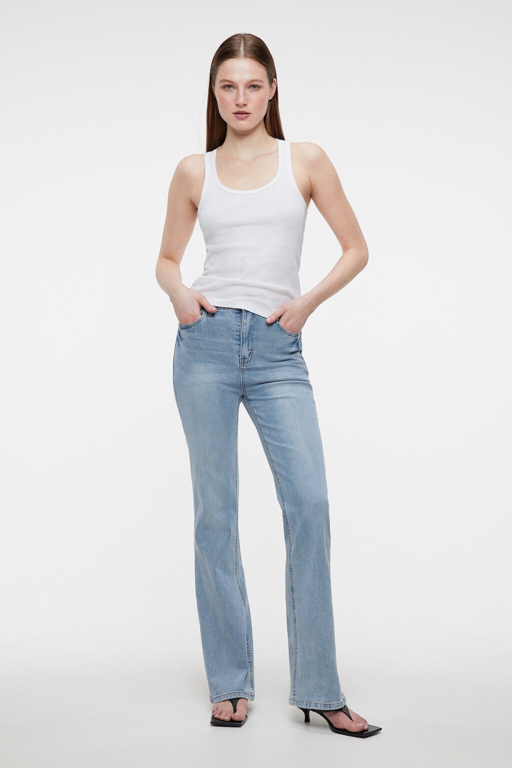 Джинсы Flare расклешенные с высокой посадкой - цвет голубой - 4