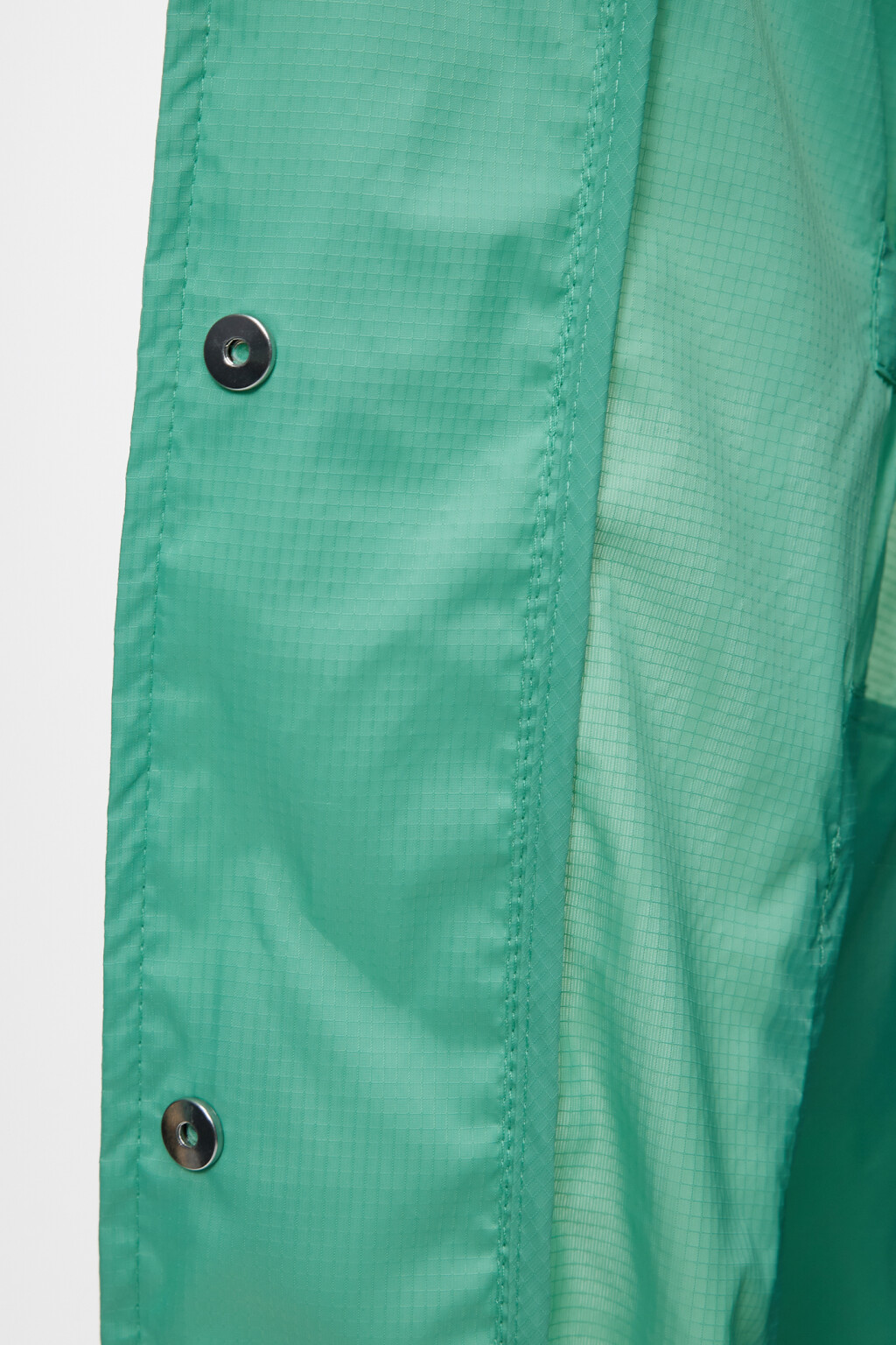 Плащ-дождевик oversize с капюшоном и поясом-кулиской - цвет зеленый - 7