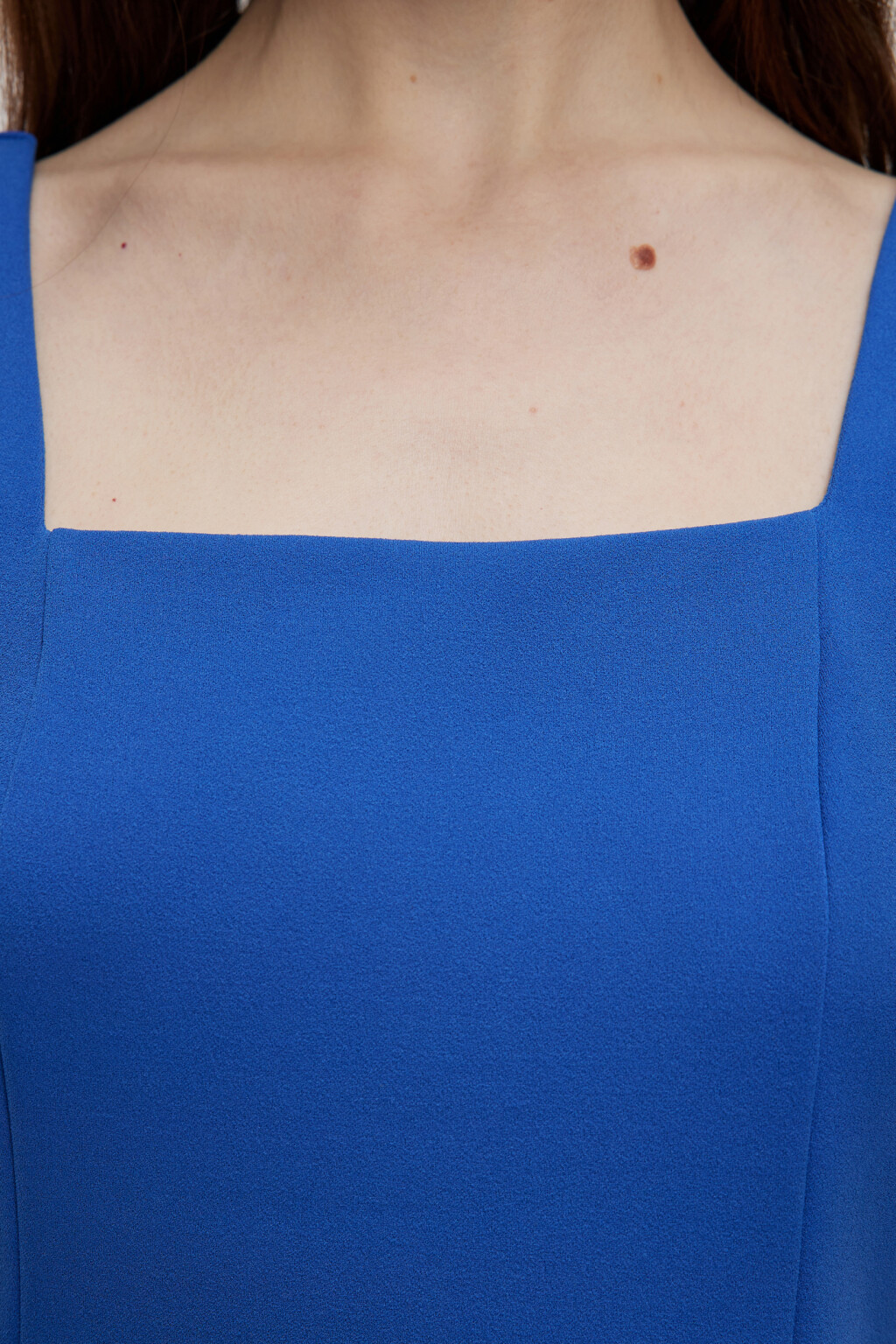 Платье мини приталенное креповое с вырезом каре - цвет синий - 6