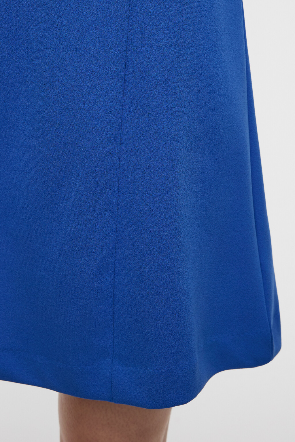 Платье мини приталенное креповое с вырезом каре - цвет синий - 7