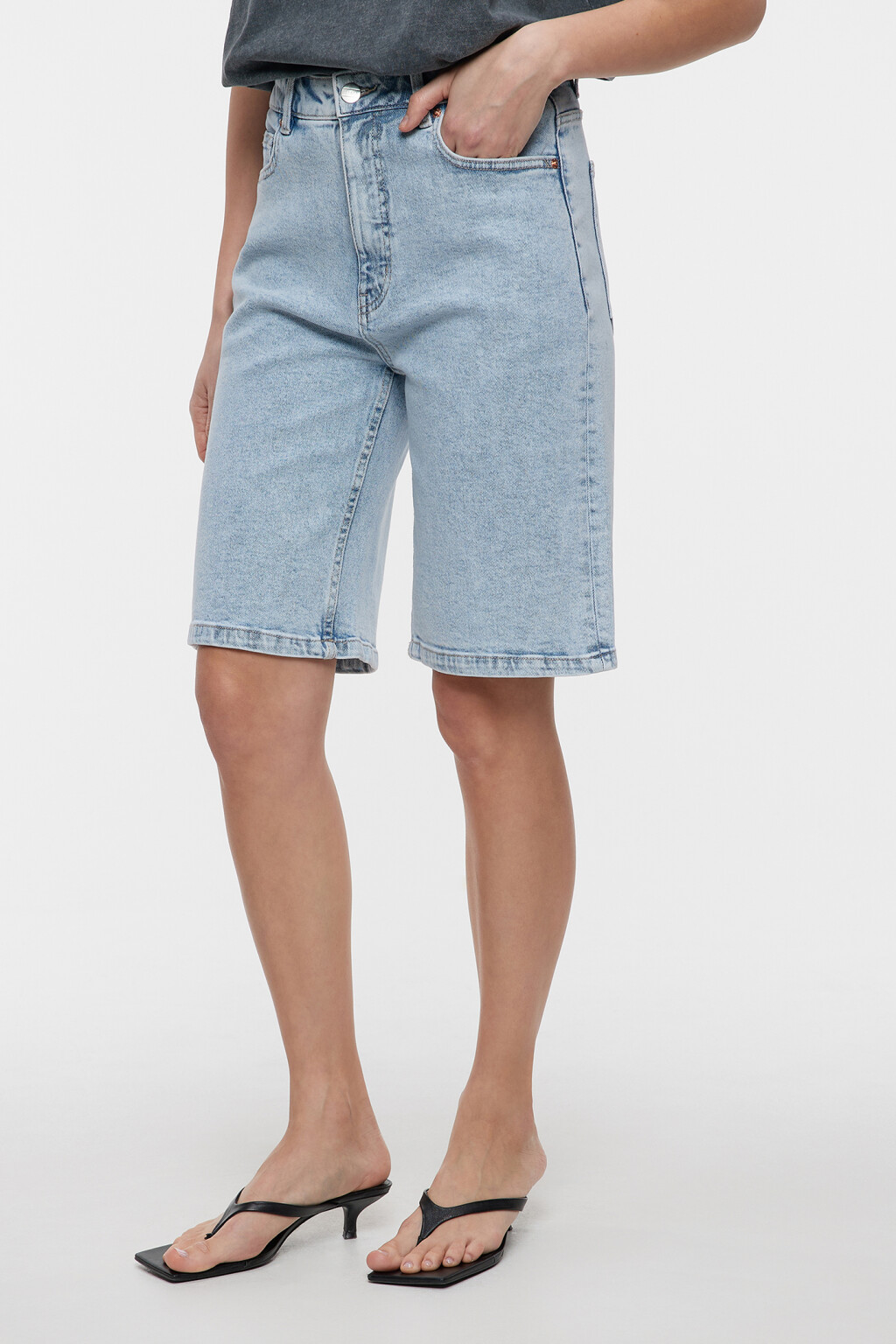 Шорты-бермуды джинсовые с высокой посадкой - цвет голубой - 3
