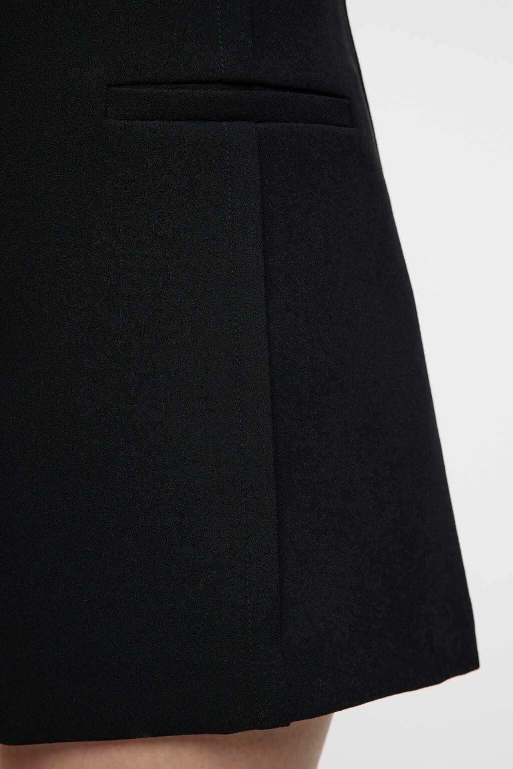 Шорты А-силуэта костюмные с высокой посадкой - цвет черный - 6