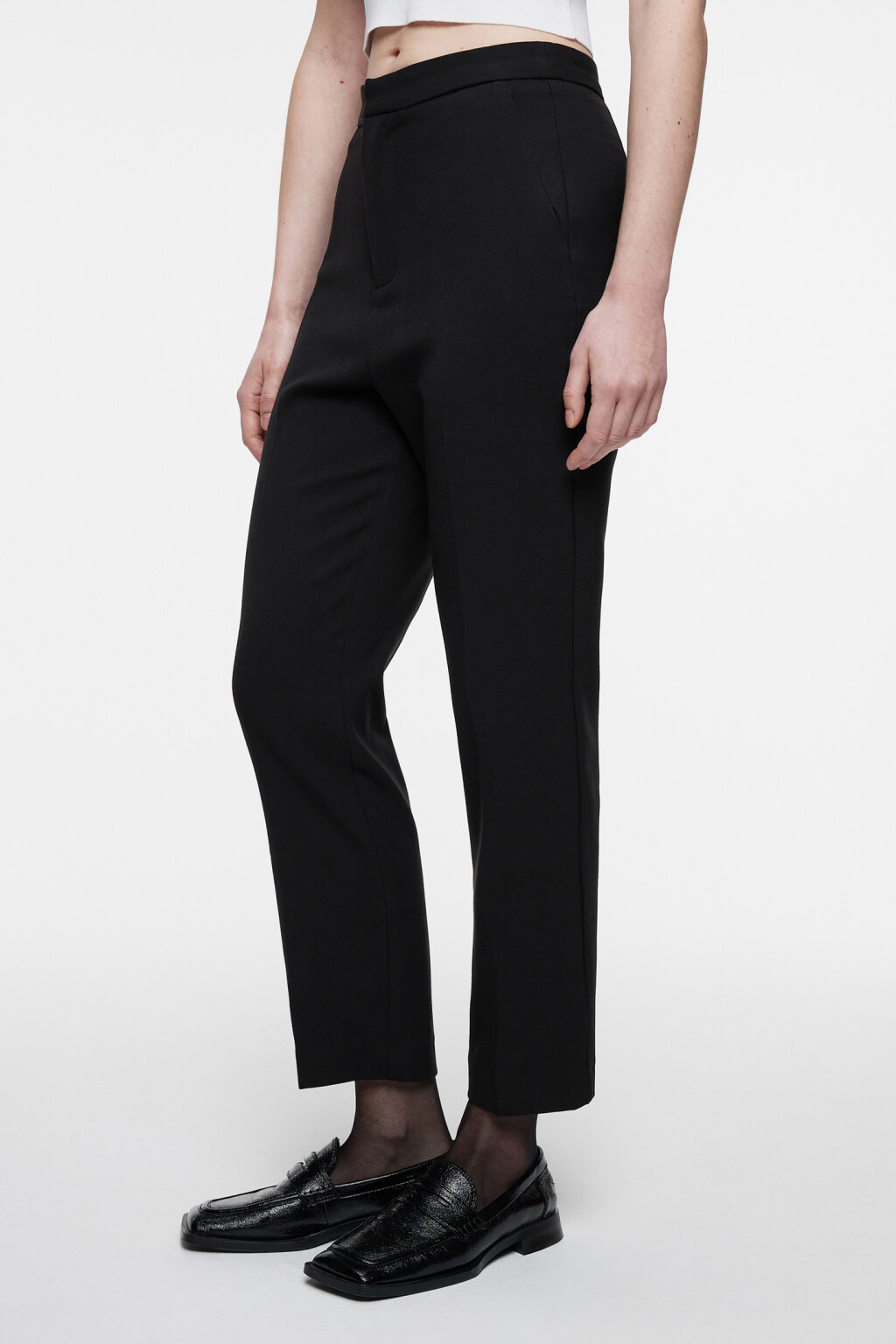 Брюки чинос укороченные костюмные с высокой посадкой - цвет черный - 2