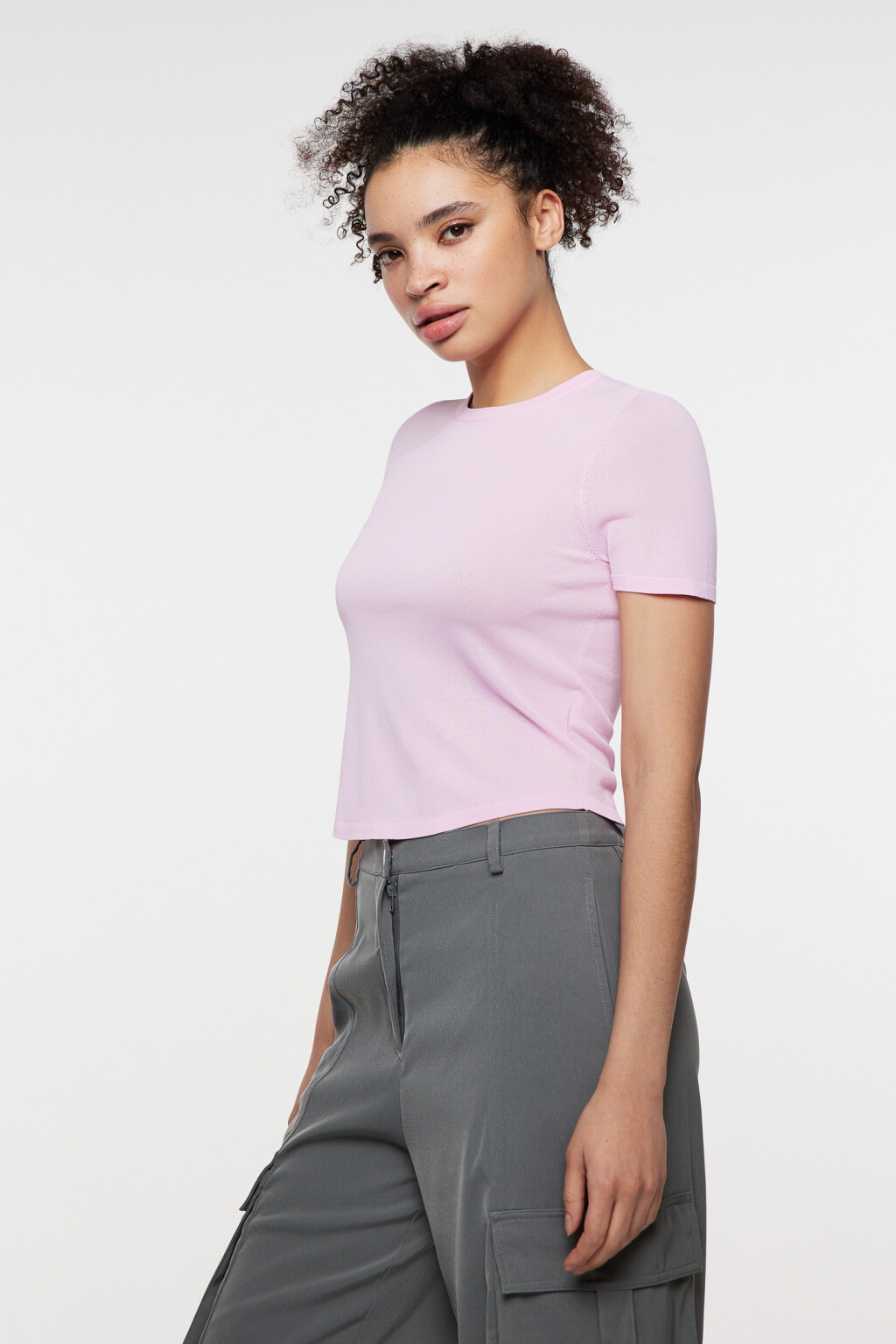 Топ-футболка вискозный укороченный в рубчик - цвет розовый - 2