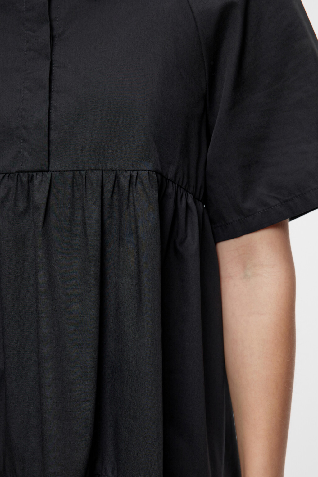Платье-рубашка oversize хлопковое с ярусной юбкой - цвет черный - 6