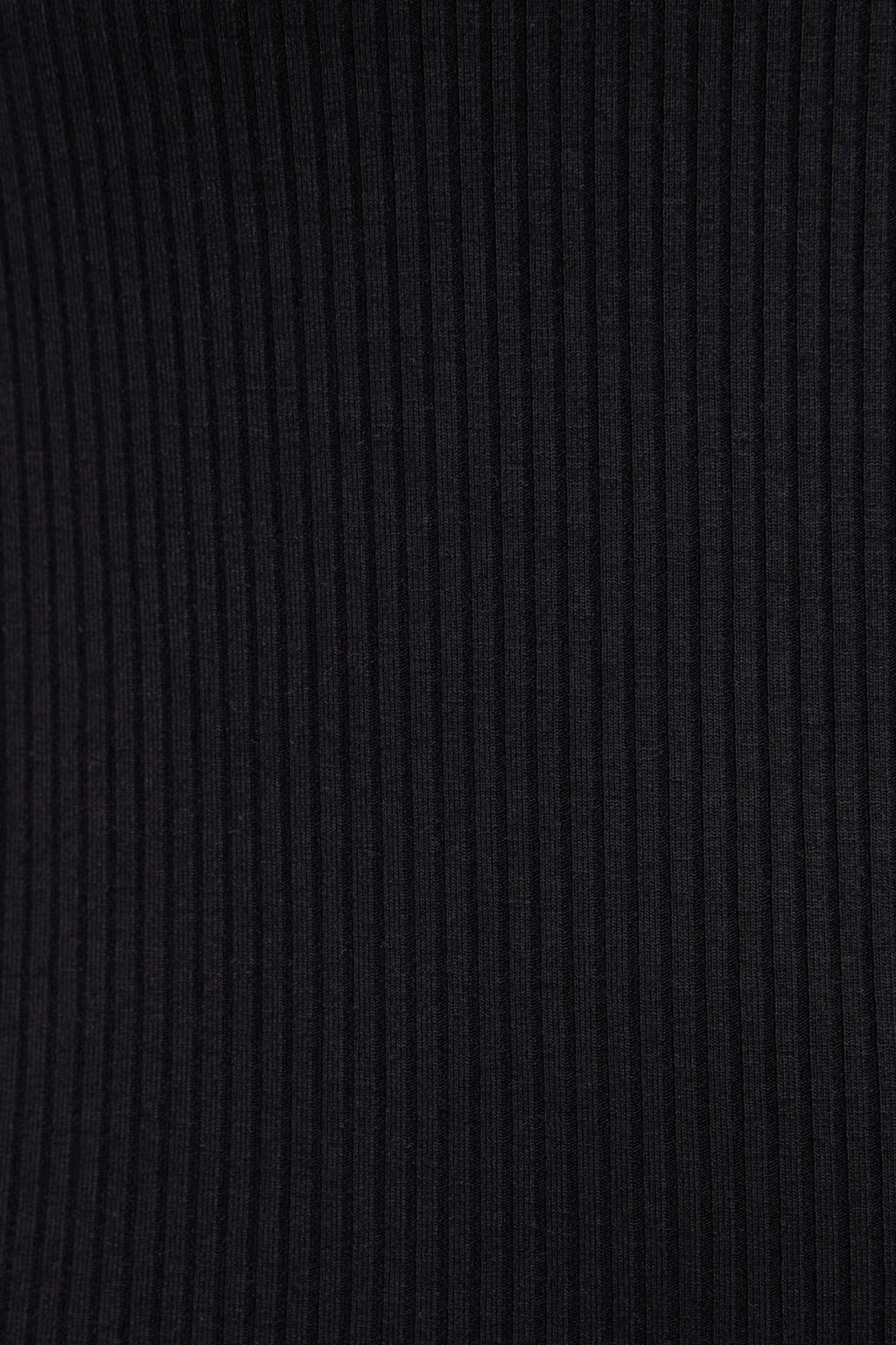 Платье-футляр мини вискозное с разрезом и шнуровкой - цвет черный - 5