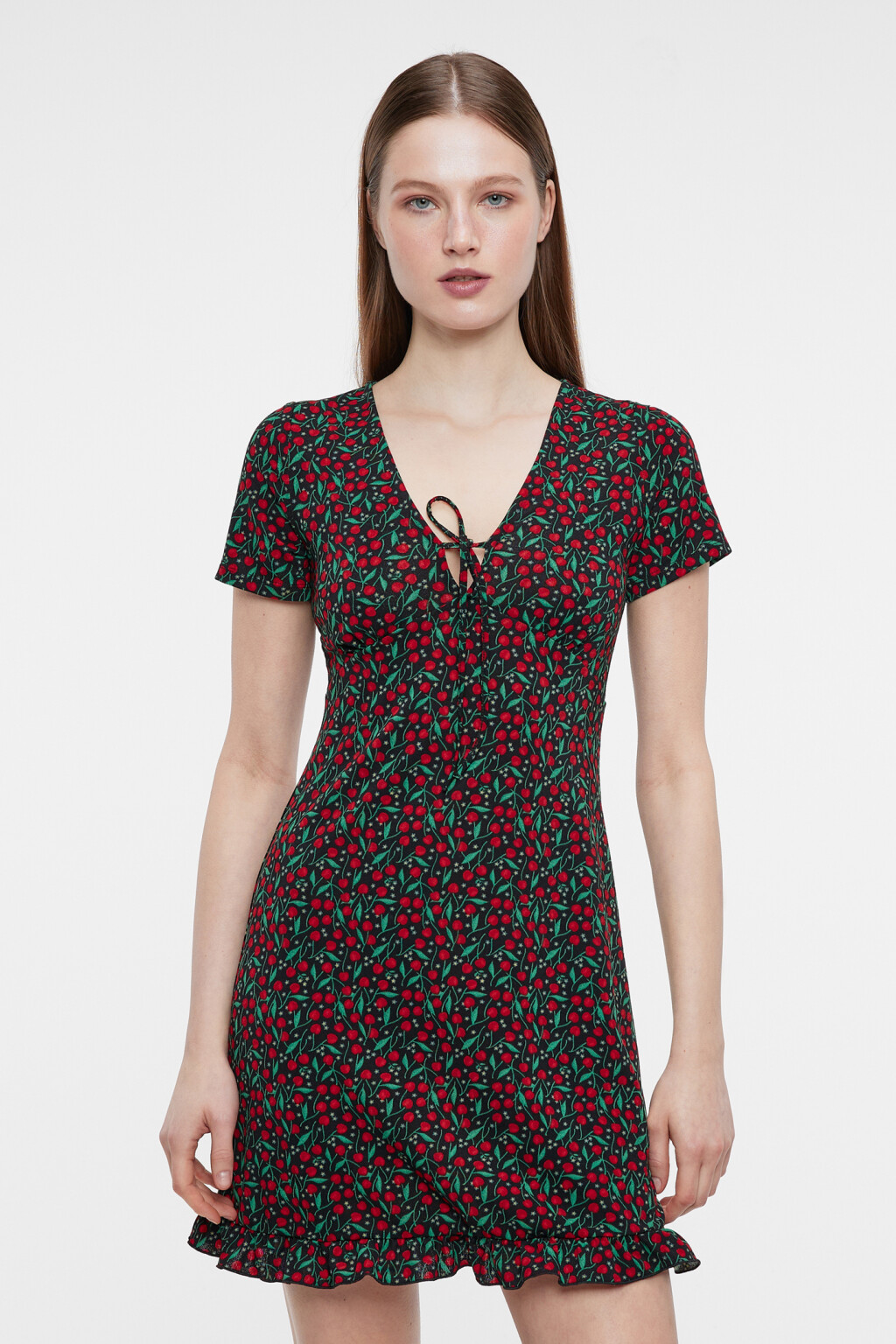 Платье мини приталенное с V-вырезом и завязками на груди - цвет красный - 2