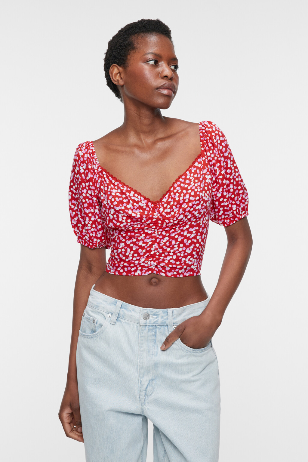 Блузка-топ вискозная с пышными рукавами и вырезом каре - цвет красный - 1