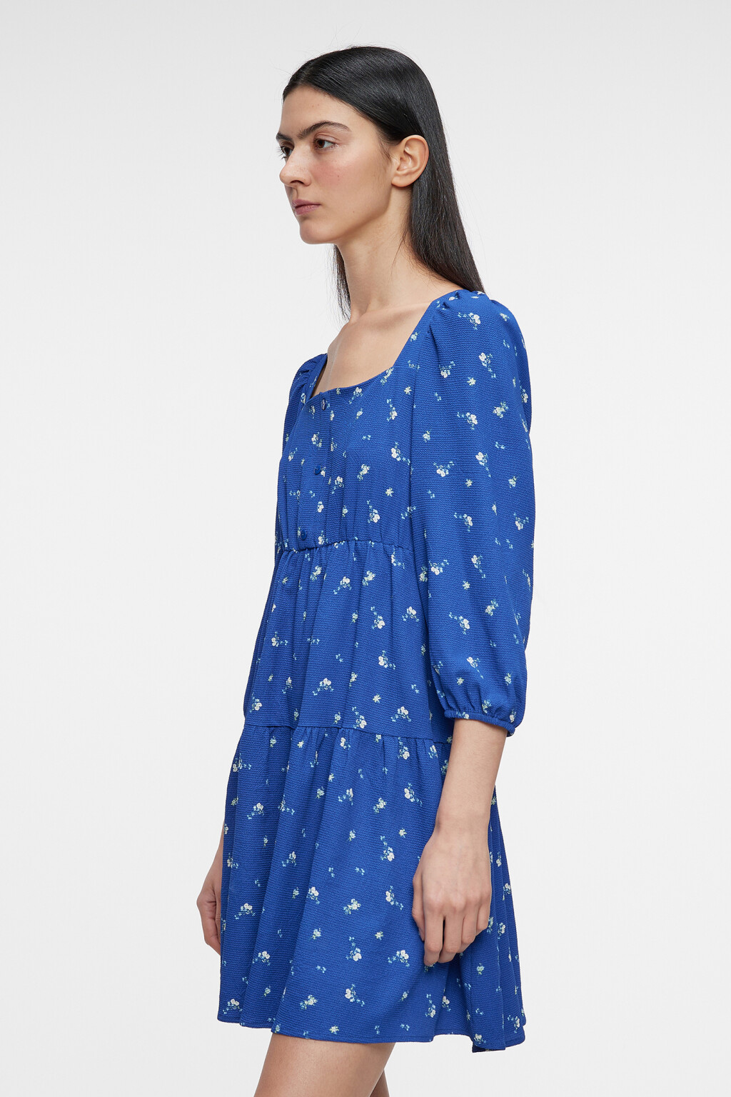 Платье мини приталенное с вырезом каре и ярусной юбкой - цвет синий - 2