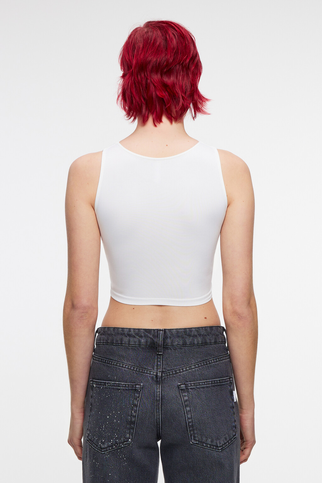 Топ-майка облегающий укороченный на широких бретелях - цвет белый - 3