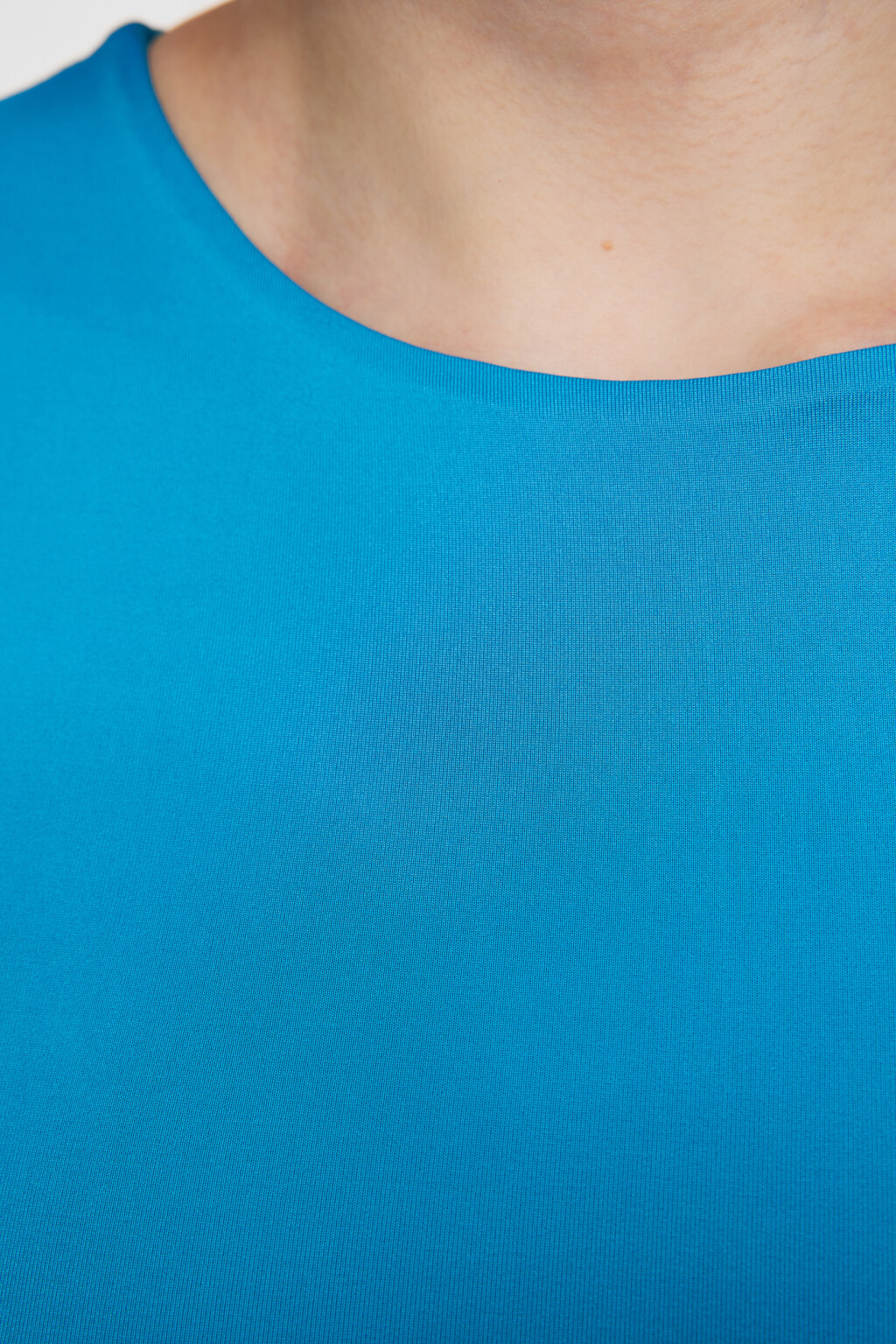 Топ-майка облегающий укороченный на широких бретелях - цвет синий - 5