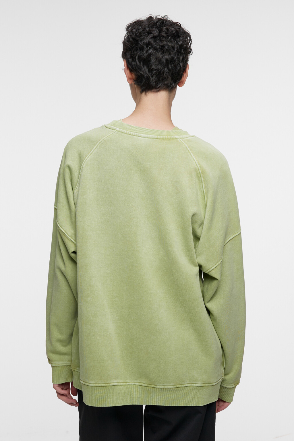 Свитшот oversize хлопковый с состаренным эффектом - цвет зеленый - 3