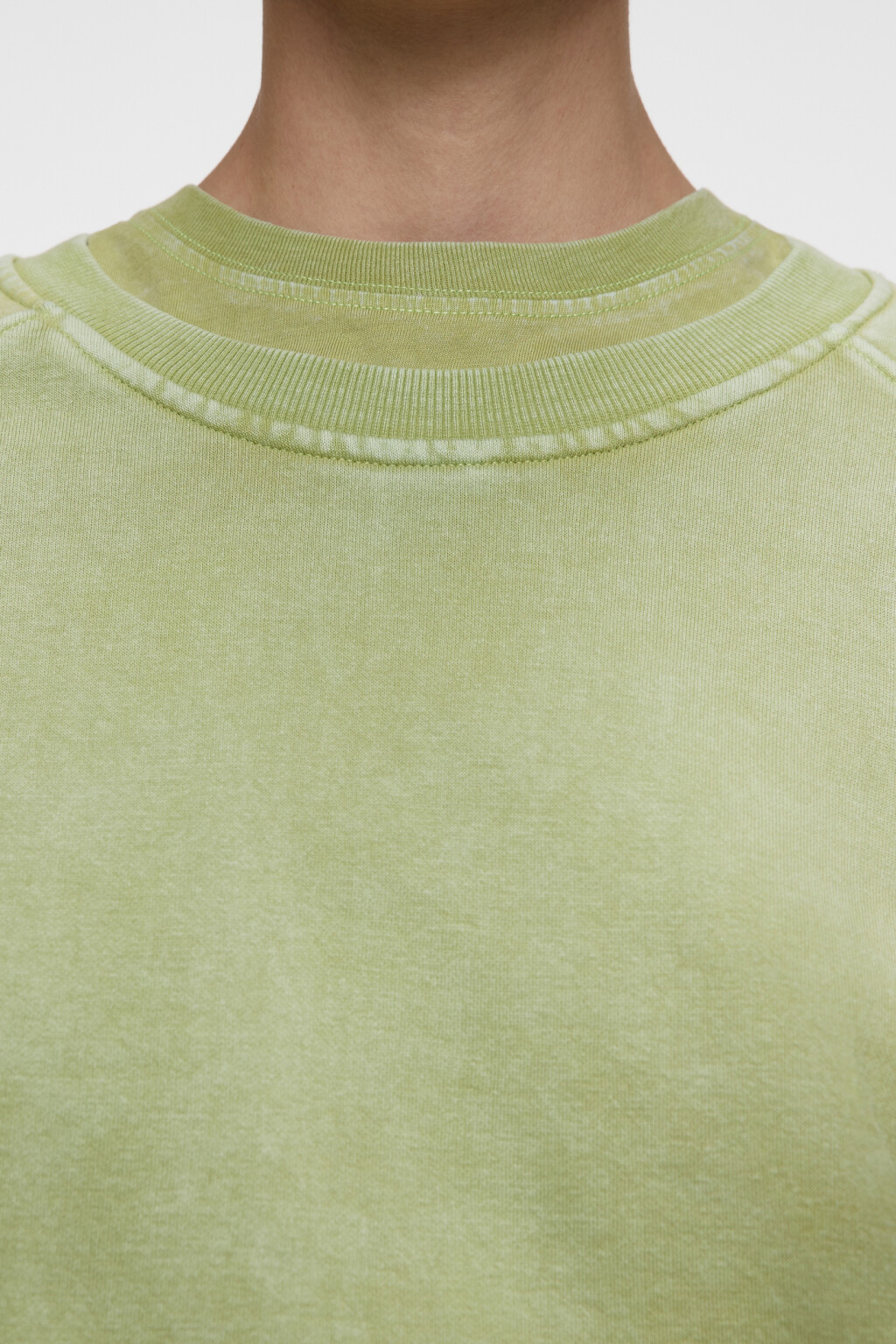 Свитшот oversize хлопковый с состаренным эффектом - цвет зеленый - 5