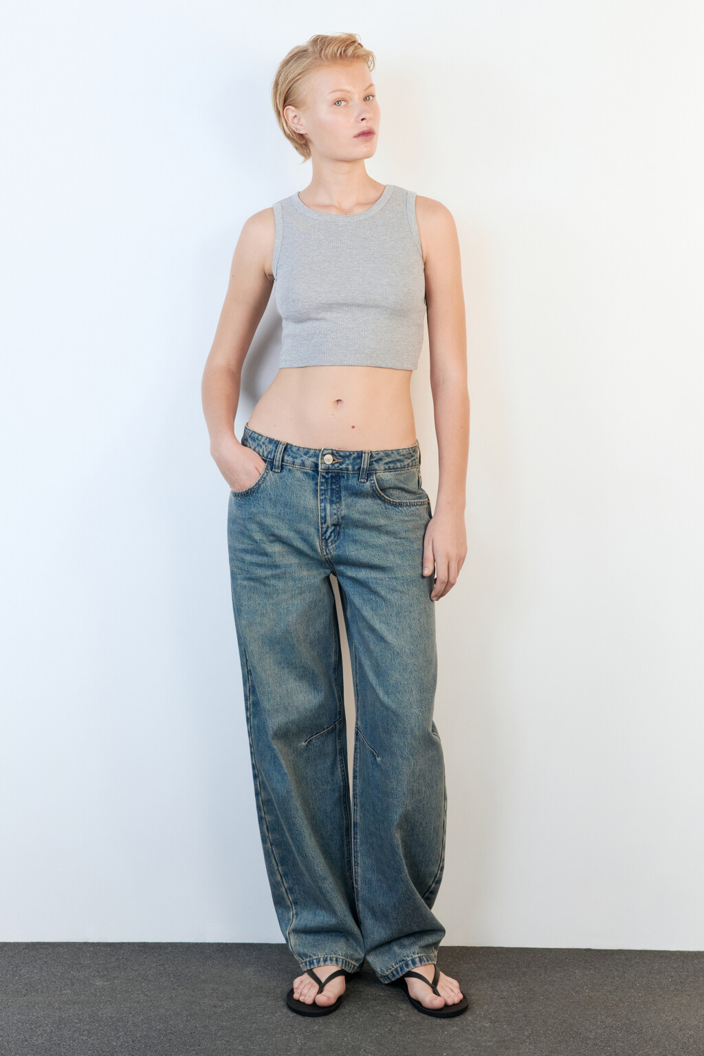 Топ-майка хлопковый на широких бретелях - цвет серый - 4