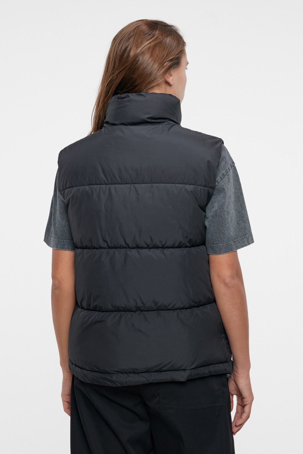 Жилет стеганый утепленный с воротником-стойкой - цвет черный - 8