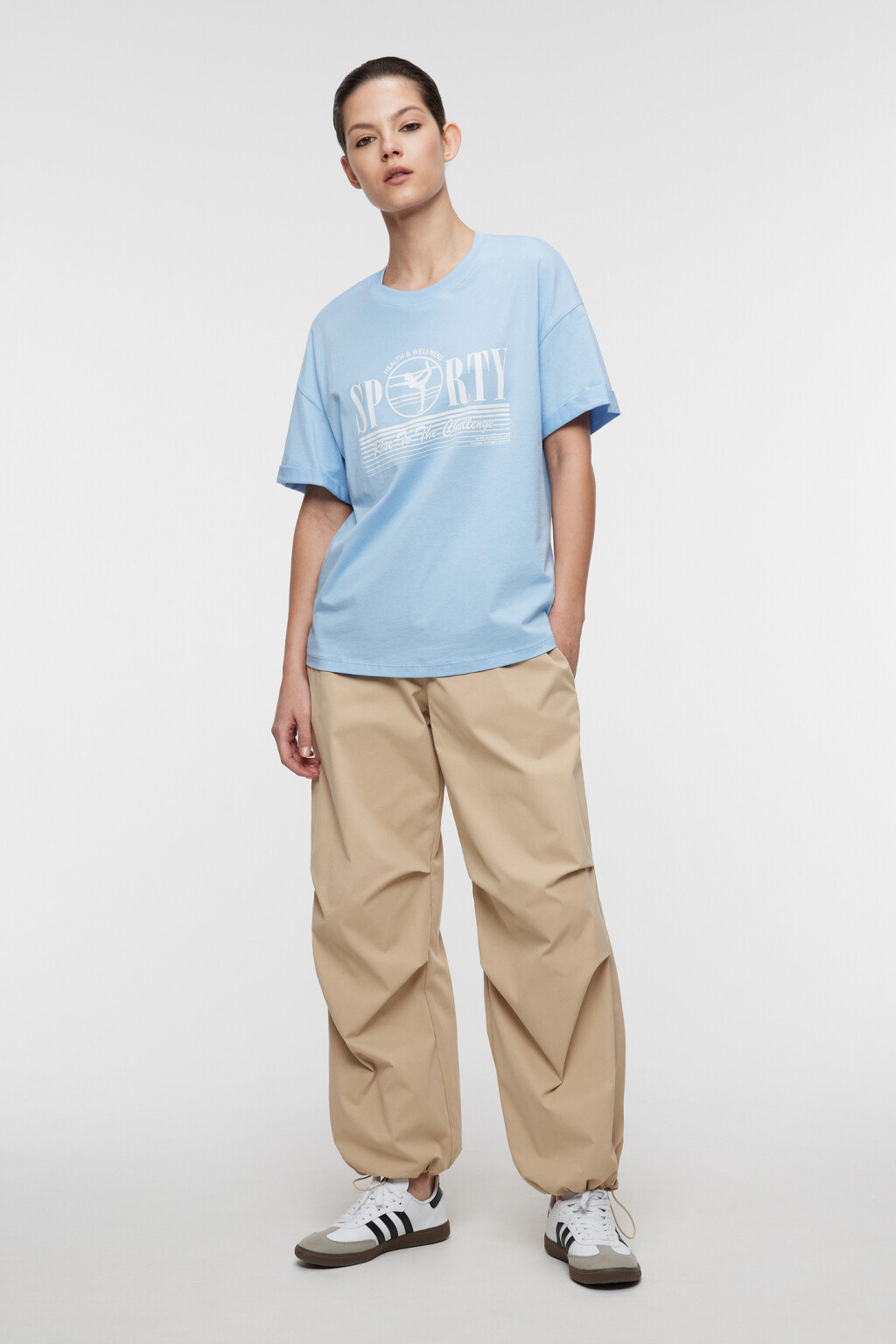 Футболка хлопковая свободного кроя с принтом - цвет голубой - 1