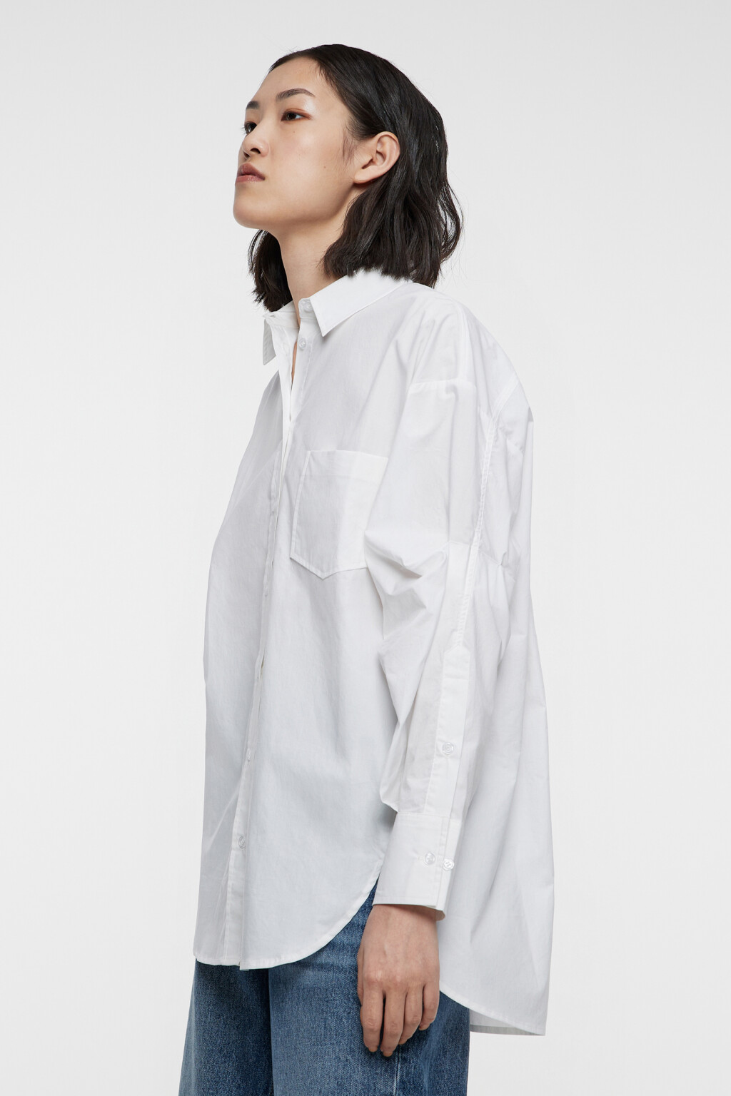 Рубашка oversize хлопковая с нагрудным карманом - цвет белый - 2