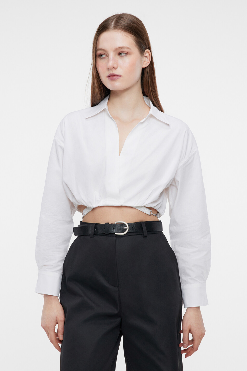 Блузка-рубашка укороченная на запах с ремешком - цвет белый - 2