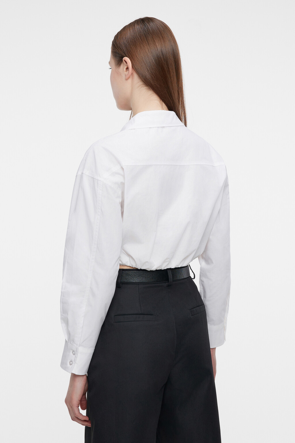 Блузка-рубашка укороченная на запах с ремешком - цвет белый - 4