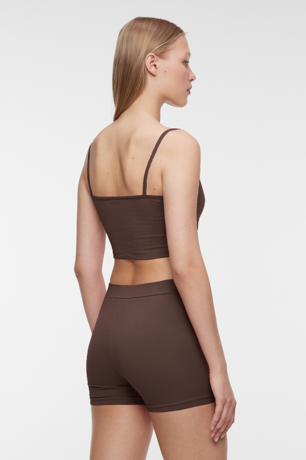 Топ-майка укороченный хлопковый на тонких бретелях - цвет коричневый - 3