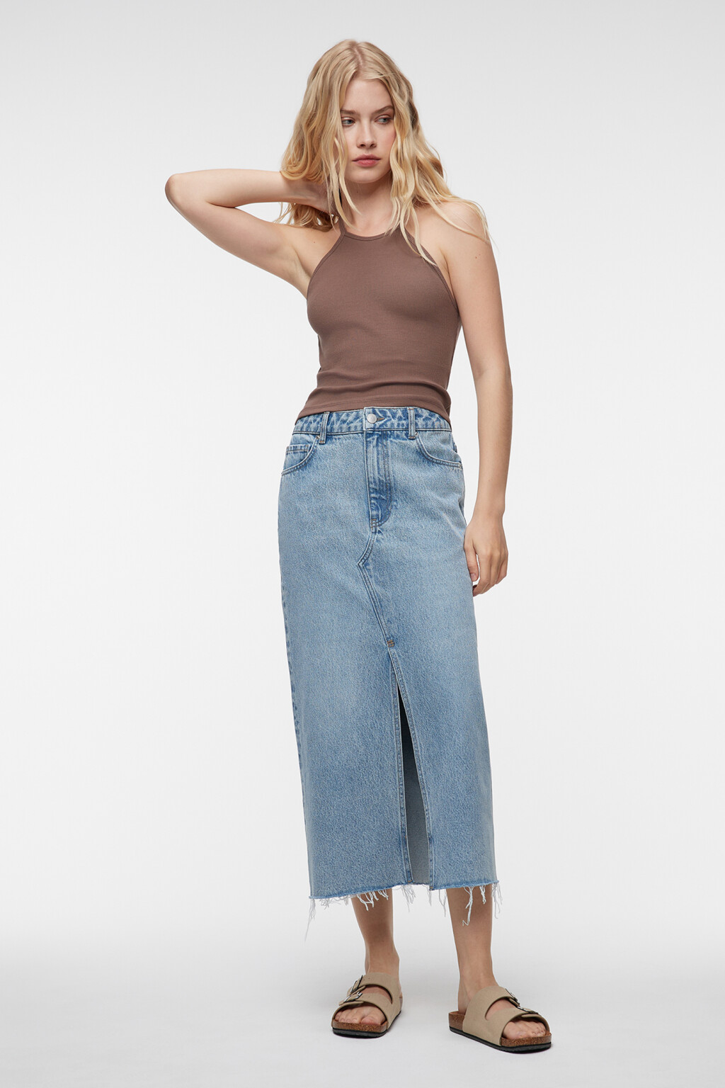 Топ-майка облегающий хлопковый на тонких бретелях - цвет коричневый - 4