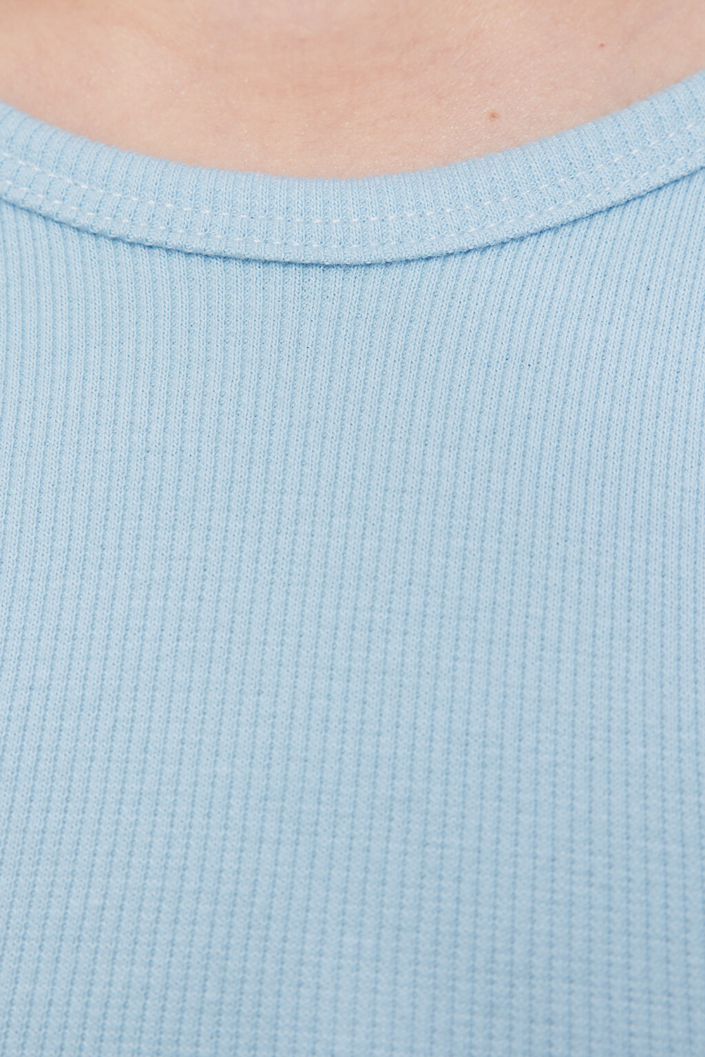 Топ-майка облегающий хлопковый на тонких бретелях - цвет голубой - 6