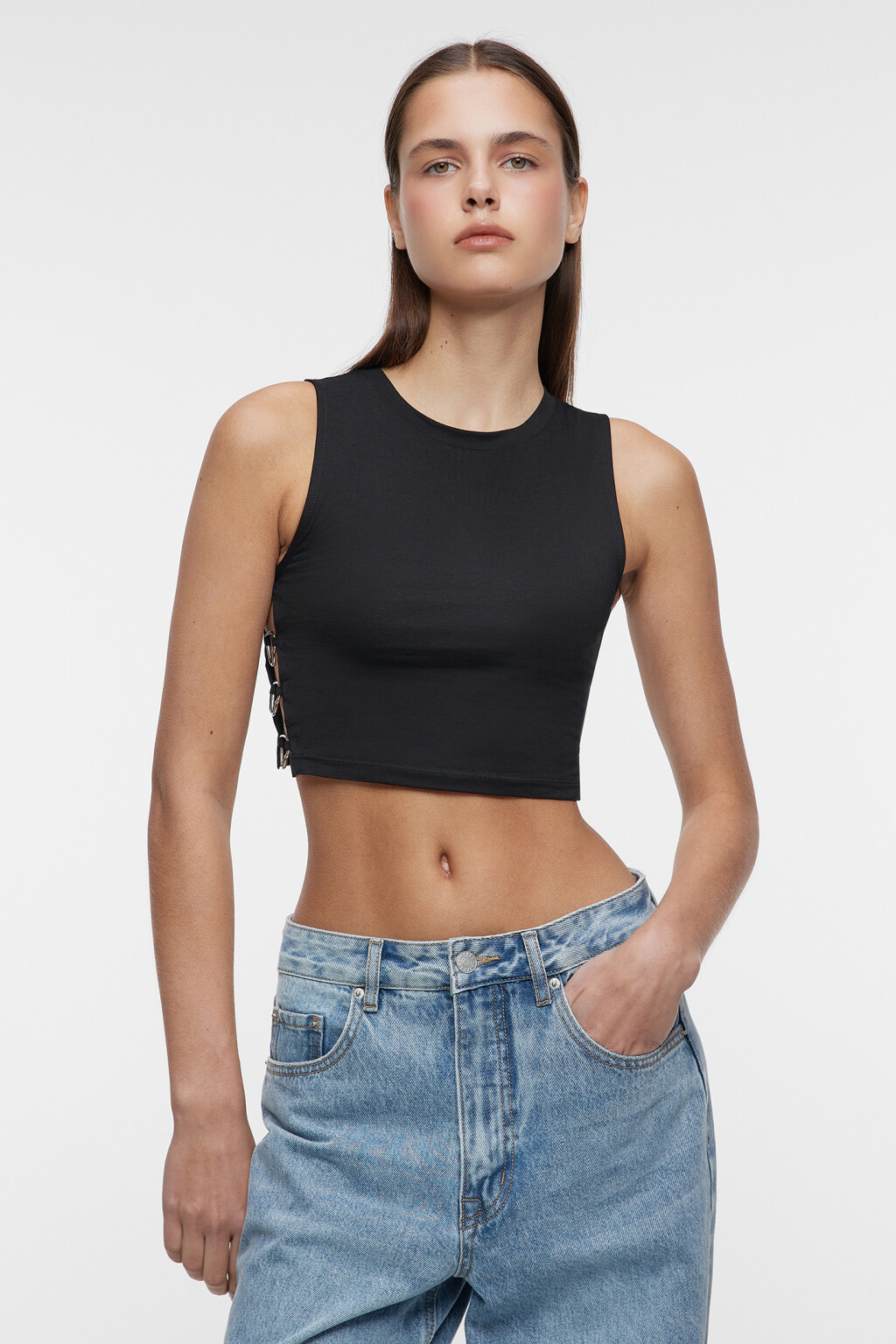 Топ-майка хлопковый облегающий с металлическим декором - цвет черный - 1