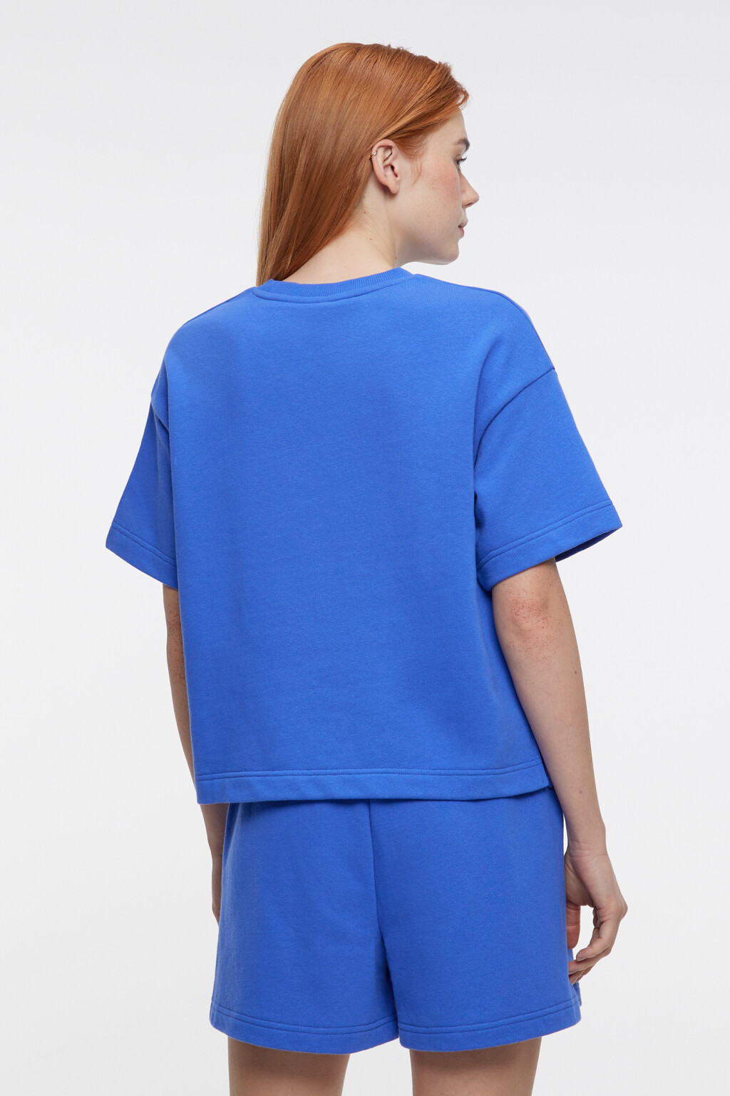 Футболка oversize короткая хлопковая из футера - цвет синий - 3