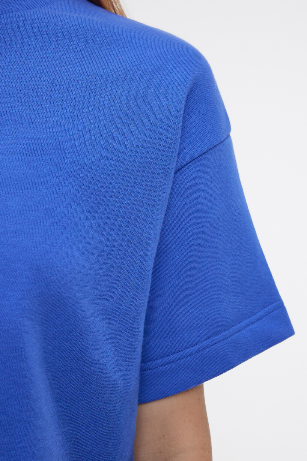 Футболка oversize короткая хлопковая из футера - цвет синий - 5