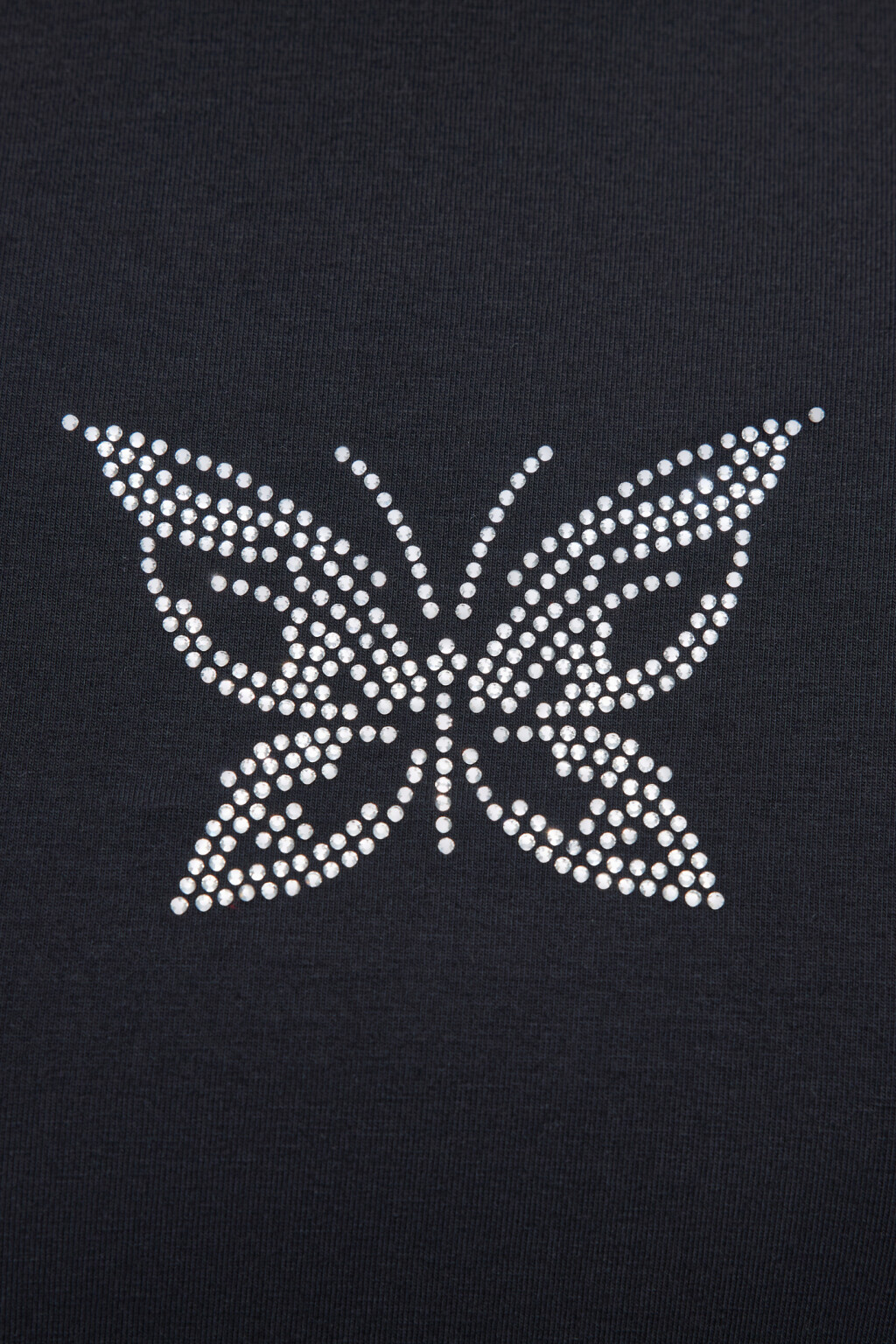Топ-футболка хлопковый укороченный с принтом и стразами - цвет черный - 5