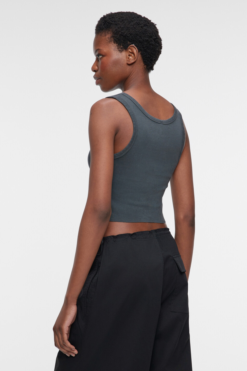 Майка-топ хлопковая укороченная с принтом - цвет серый - 4