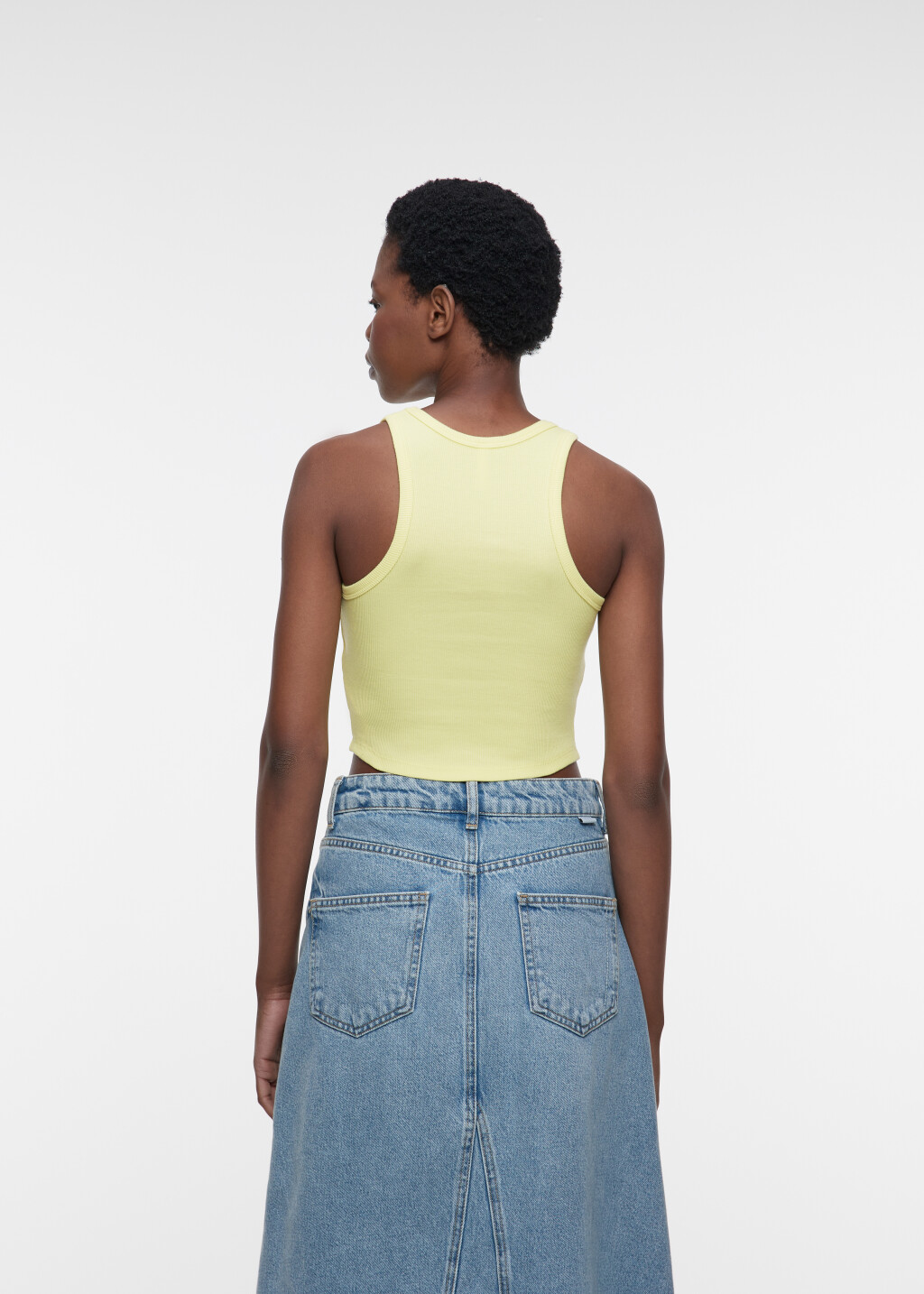 Топ-майка хлопковый облегающий с фигурным низом - цвет желтый - 4