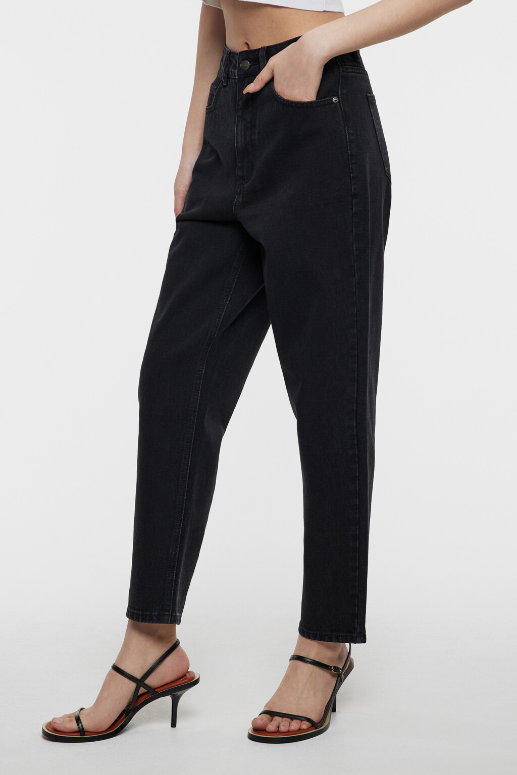 Джинсы MOM классические с высокой посадкой - цвет черный - 2