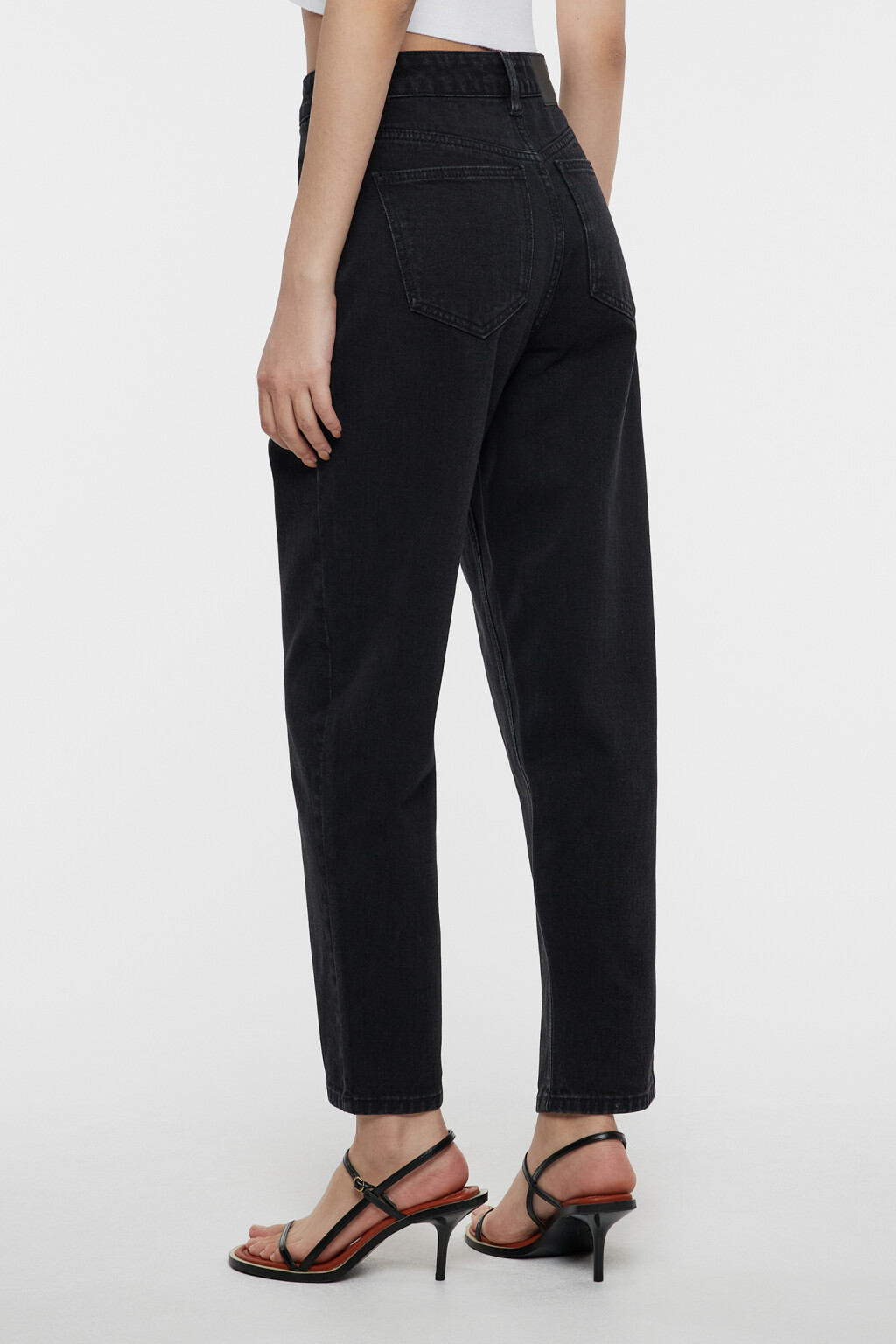 Джинсы MOM классические с высокой посадкой - цвет черный - 3