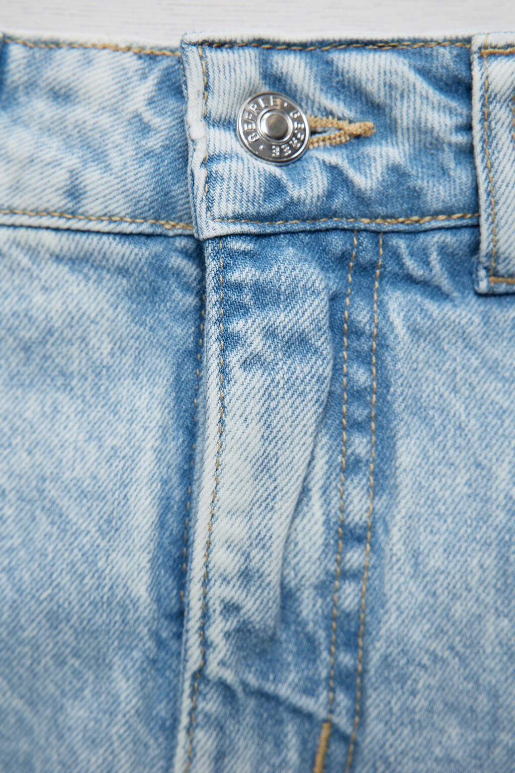 Джинсы mom-fit классические с высокой посадкой - цвет голубой - 5