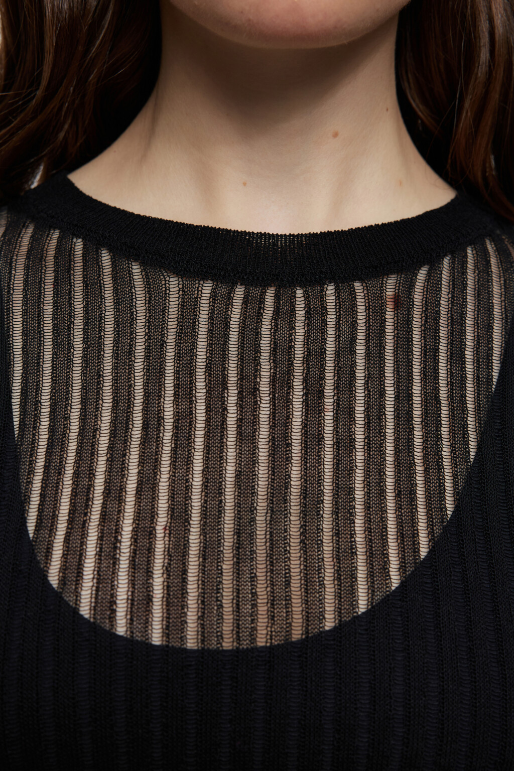 Джемпер вискозный облегающий ажурной вязки - цвет черный - 5