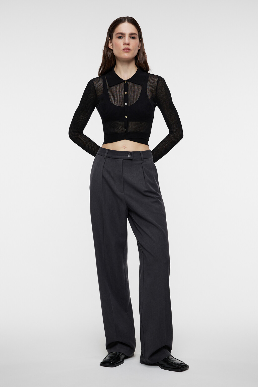 Лонгслив-поло вискозный укороченный с завязками на талии - цвет черный - 4