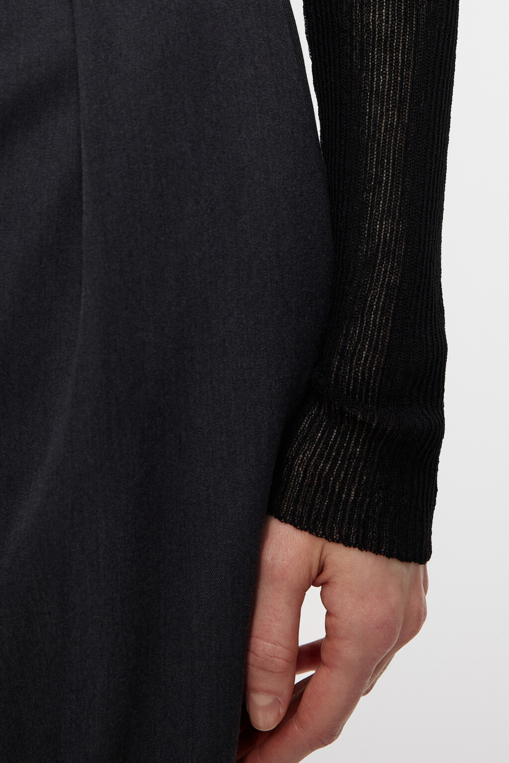 Лонгслив-поло вискозный укороченный с завязками на талии - цвет черный - 6