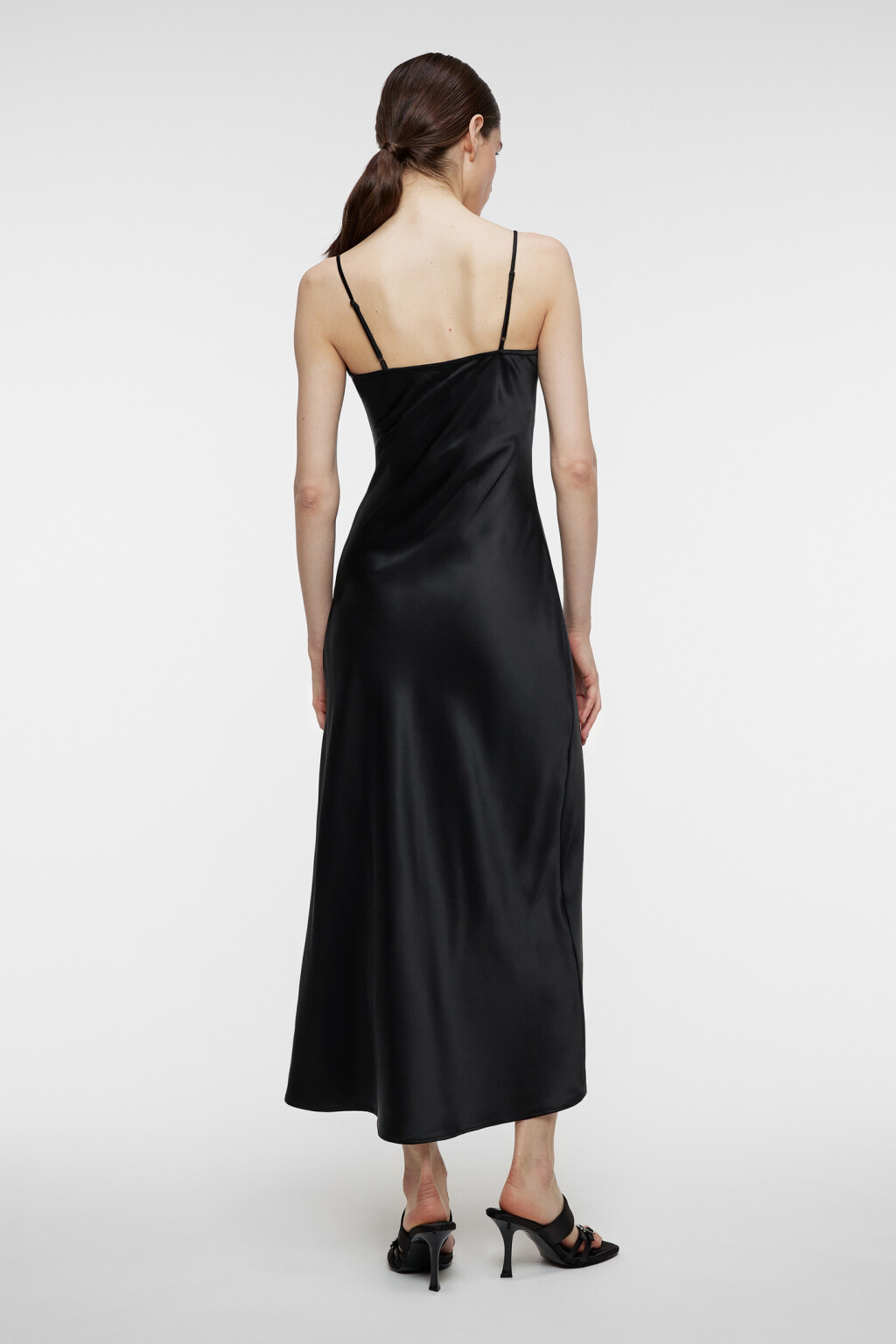 Платье-комбинация миди атласное приталенное - цвет черный - 3