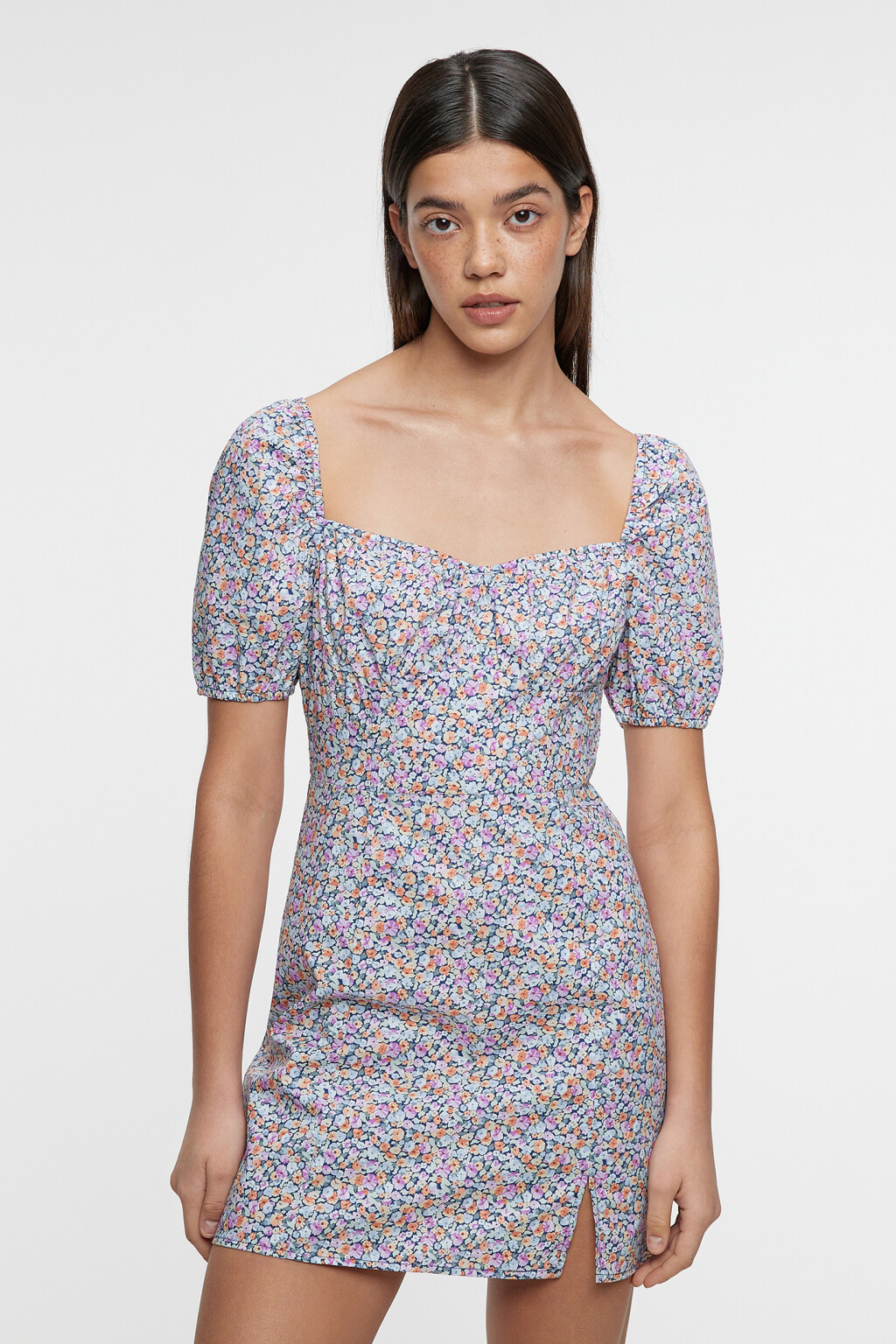 Платье мини хлопковое приталенное с рукавами-фонариками - цвет мультиколор - 1